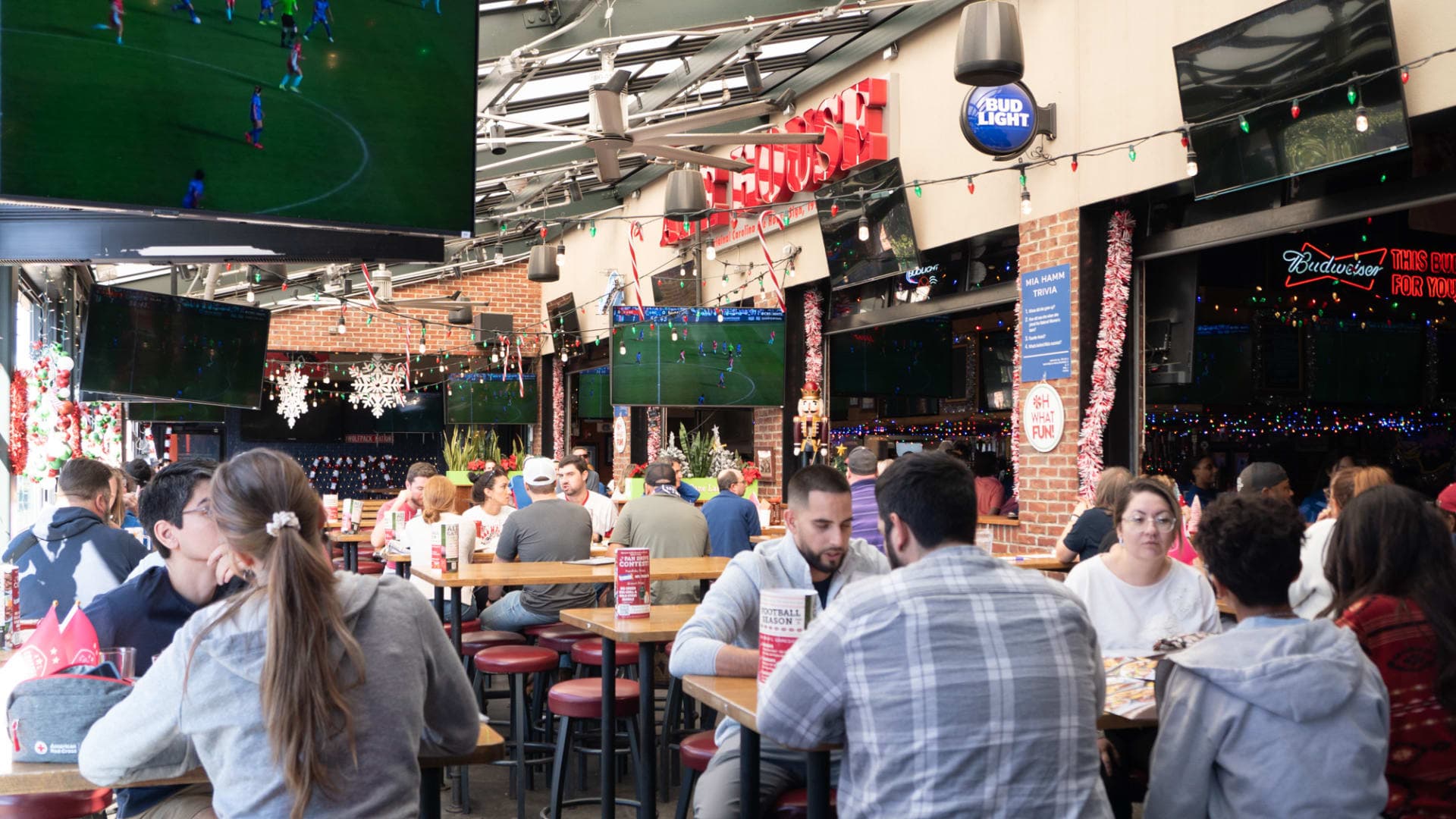 NCC_Playoff_ Watch_Party_NS_04678