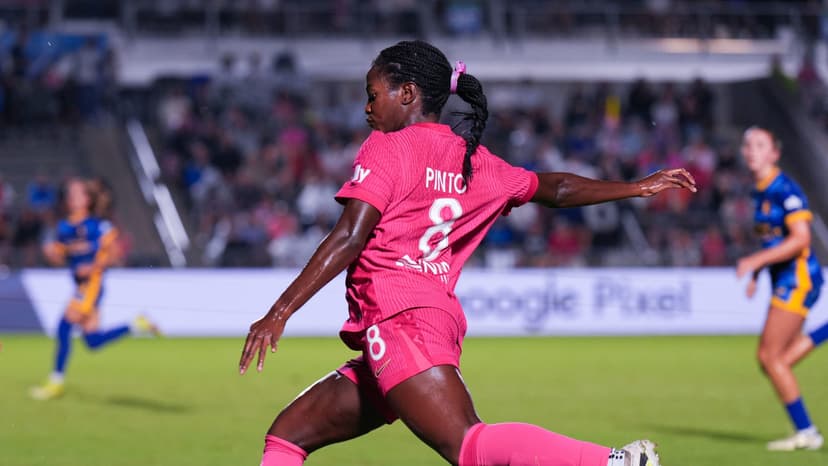 20250906-19-45-45-2LG06468