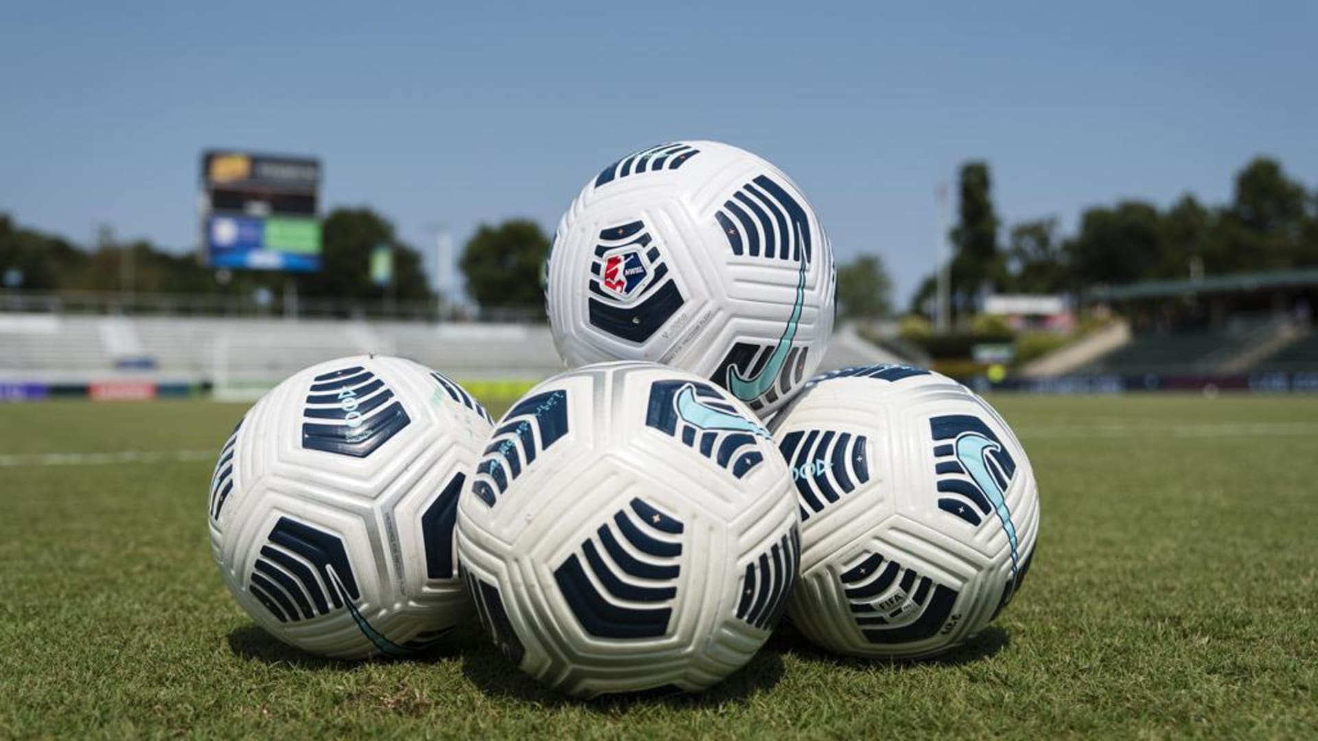 NWSLGLG091220183_large-1