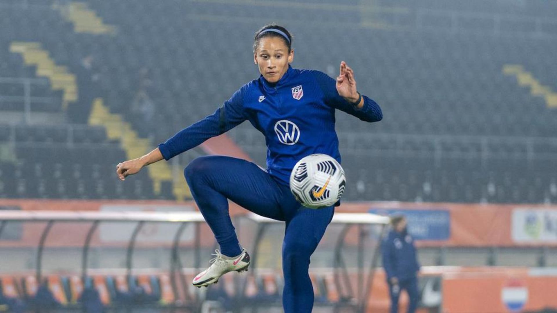 USWNTBS11262020200_large