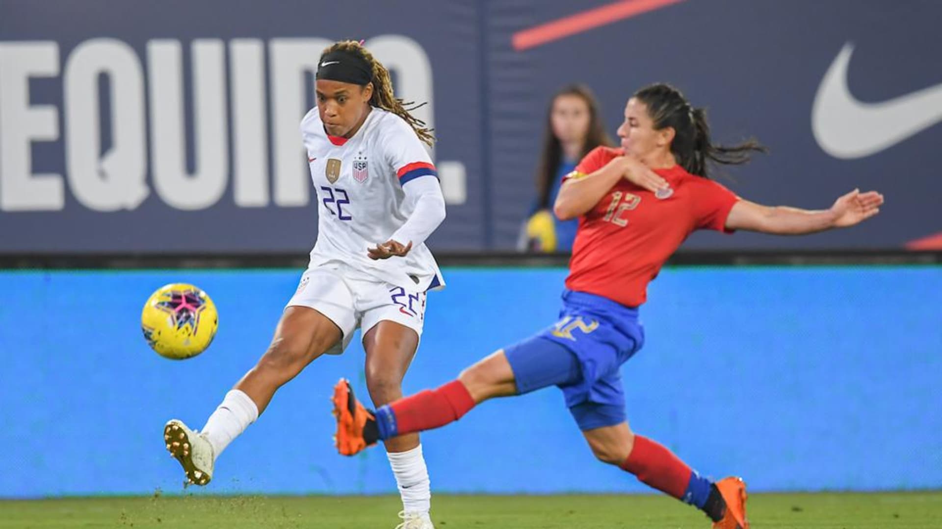 USWNTBS111019219_large
